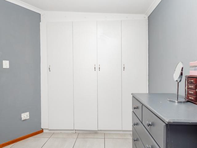 Apartment for rent in Strand, Western Cape