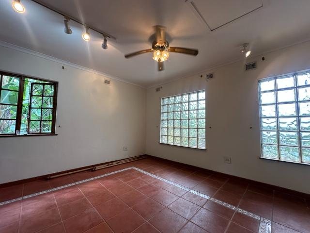 Apartment for rent in Seaview, Kwazulu-natal