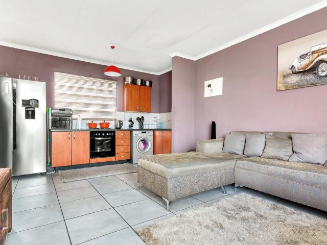 Apartment for rent in Nooitgedacht, Gauteng