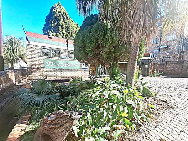 Apartment for rent in Waterkloof, Gauteng