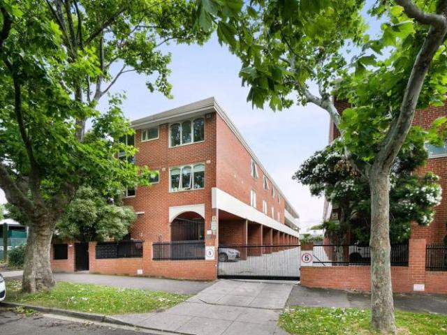 Apartment for rent in Flemington, Melbourne
