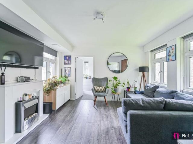 Apartment for rent in Camberwell, Greater London