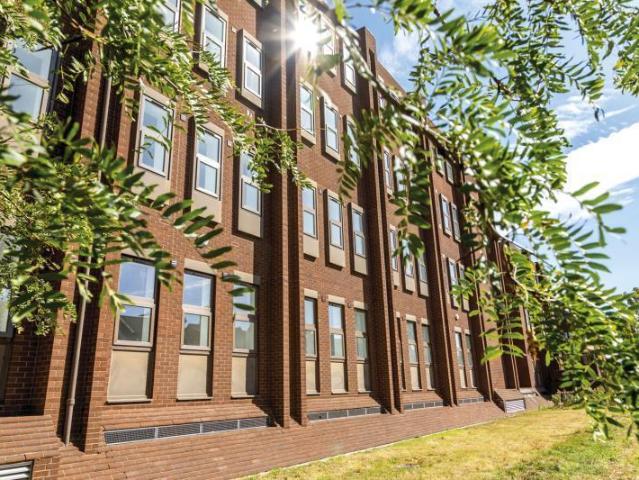 Apartment for rent in Southend City Centre Neighbourhood, Southend-on-Sea