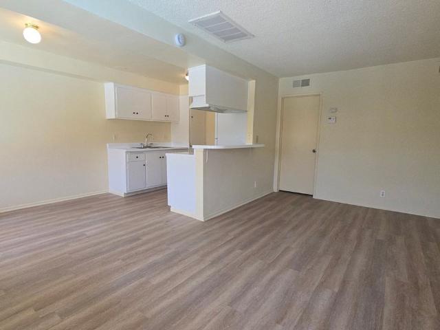 Apartment for rent in La Habra, California