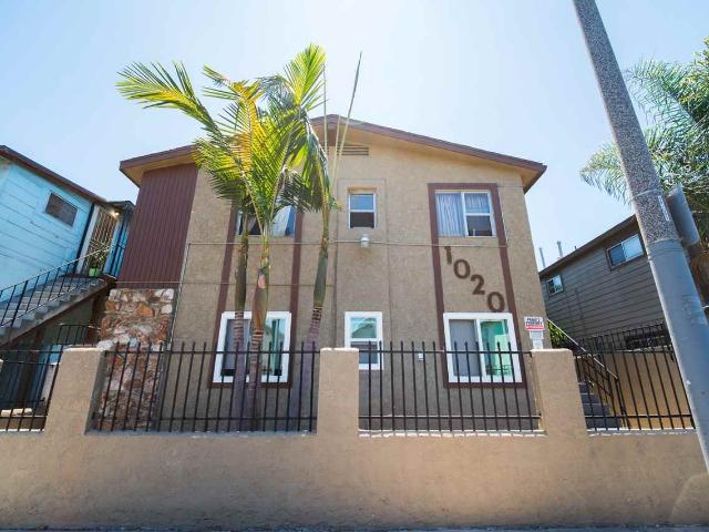 Apartment for rent in Long Beach, California