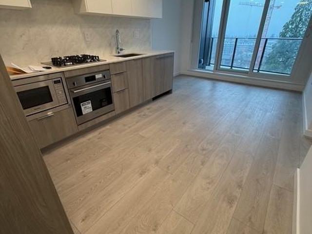 Apartment for rent in Surrey