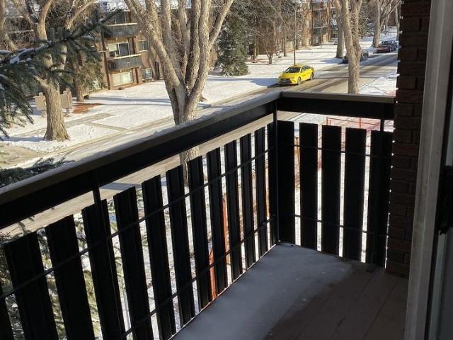 Apartment for rent in Queen Alexandra, Edmonton