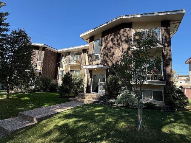 Apartment for rent in Wedgewood, Alberta
