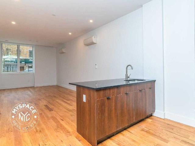 Apartment for rent in Arverne, New York