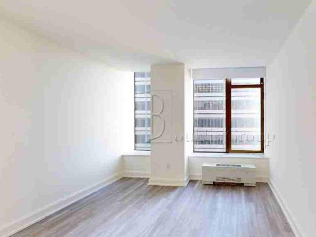 Apartment for rent in Arverne, New York