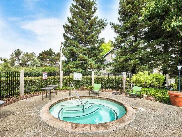 Apartment for rent in Solano, California