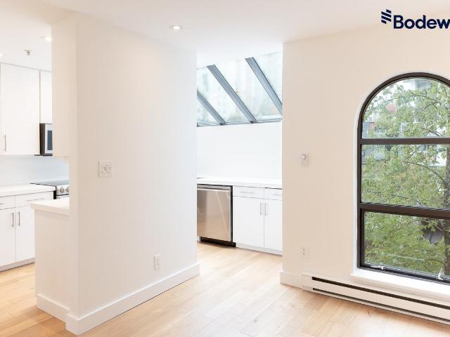 Apartment for rent in Vancouver, British Columbia