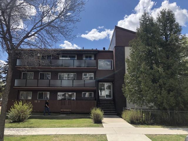 Apartment for rent in Wedgewood, Alberta