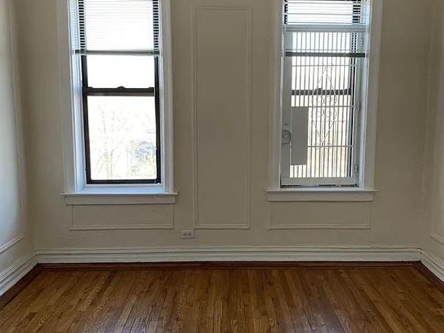 Apartment for rent in Arverne, New York