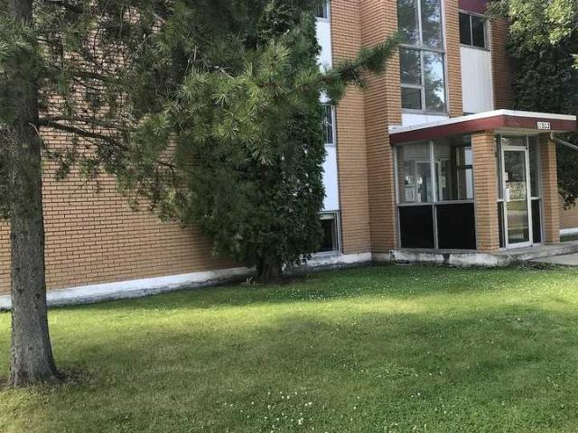 Apartment for rent in Wedgewood, Alberta