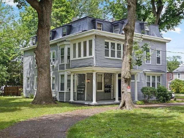 Apartment for rent in Merchantville, Camden County