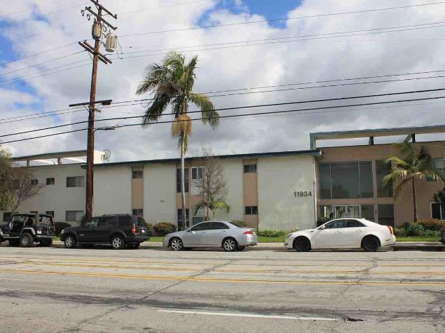 Apartment for rent in Downey, California