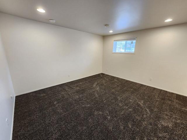 Apartment for rent in Wedgewood, Alberta
