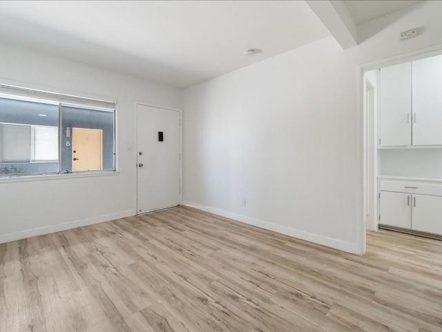 Apartment for rent in Hawthorne, California