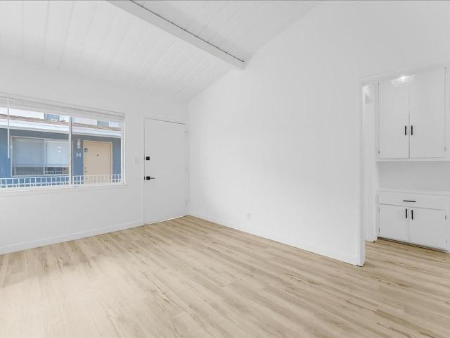 Apartment for rent in Hawthorne, California