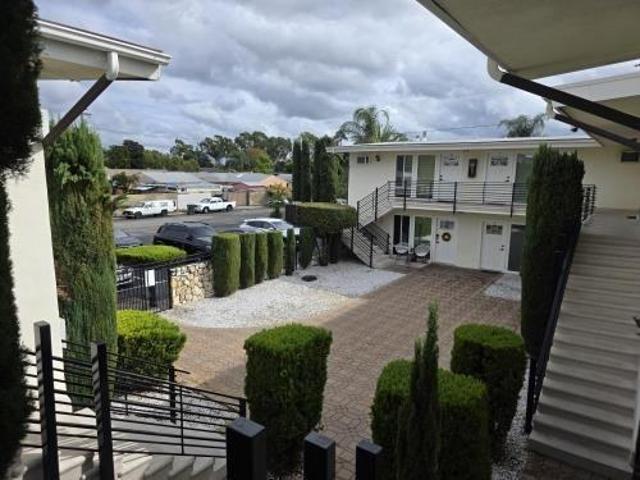 Apartment for rent in Garden Grove, California