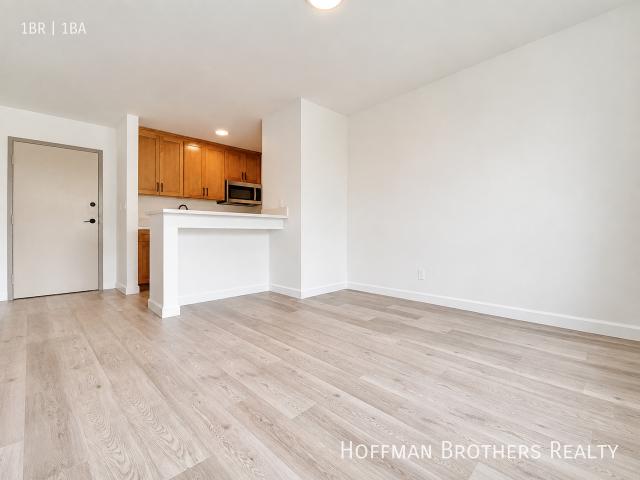Apartment for rent in Canoga Park, California