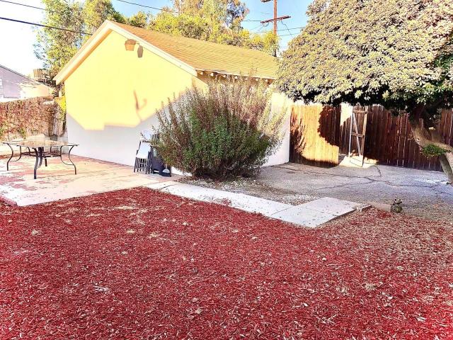 Apartment for rent in North Hollywood Neighborhood Council District, Los Angeles