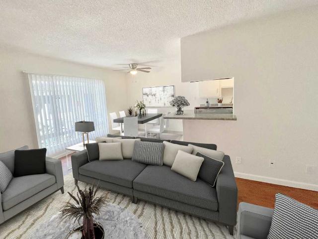 Apartment for rent in Canoga Park, California