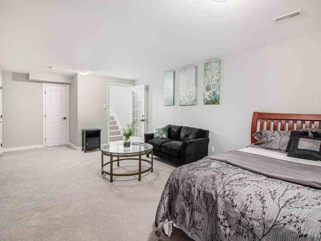 Apartment for rent in Mulhurst Bay, Ontario