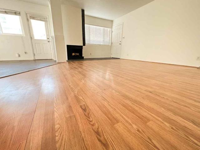 Apartment for rent in Canoga Park, California