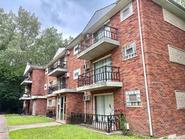Apartment for rent in Blue Island, Illinois