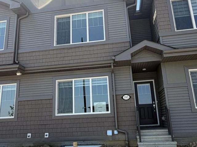 Apartment for rent in Wedgewood, Alberta