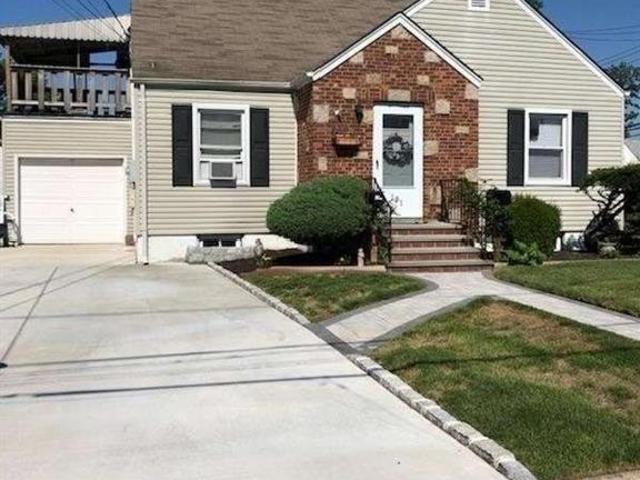 Property for rent in Nassau, New York