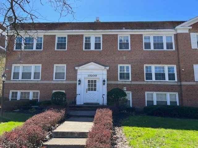 Apartment for rent in Shaker Heights, Ohio