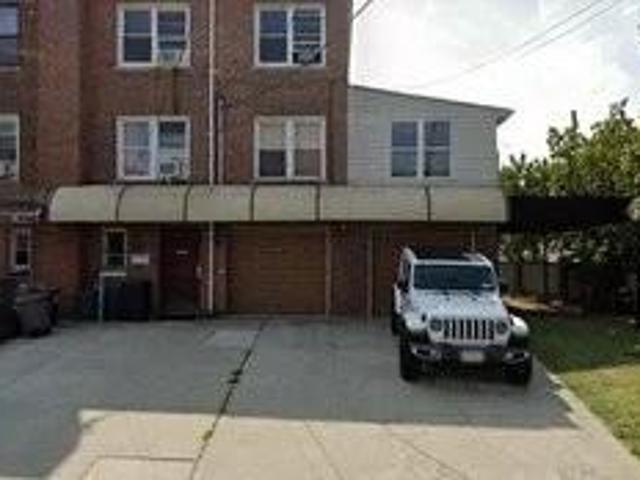 Apartment for rent in Arverne, New York