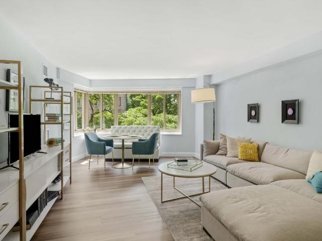 Apartment for rent in Chicago Park, Illinois