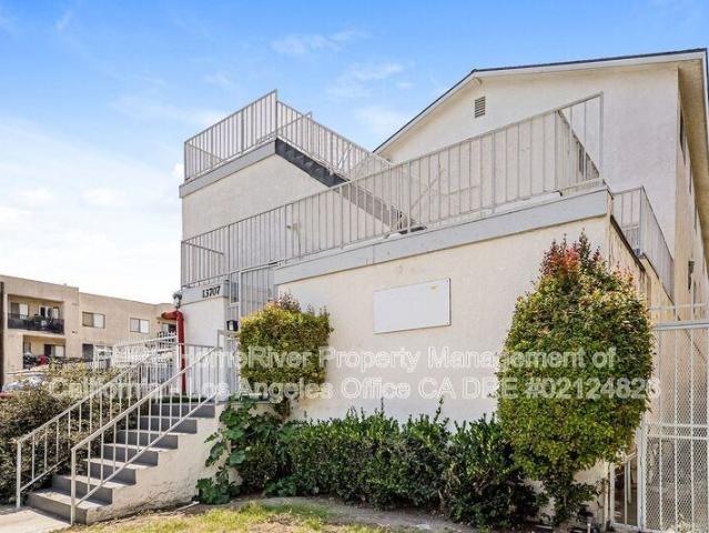 Apartment for rent in Hawthorne, California
