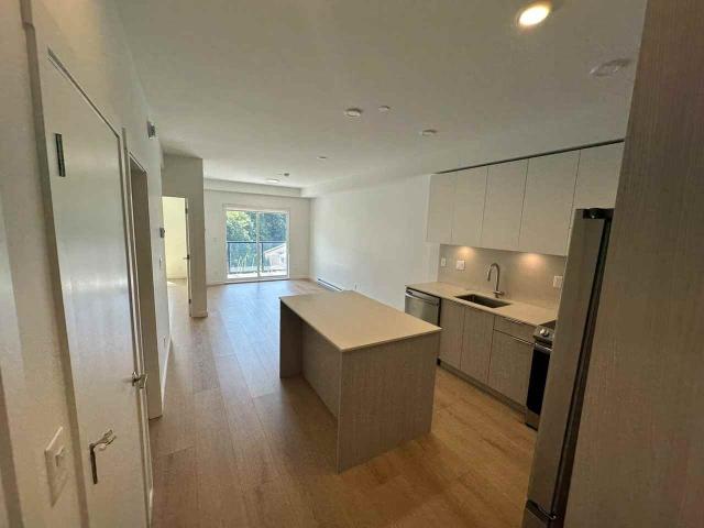 Apartment for rent in Surrey, British Columbia