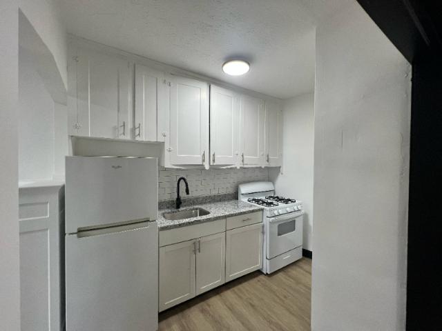 Apartment for rent in Lakewood, Ohio