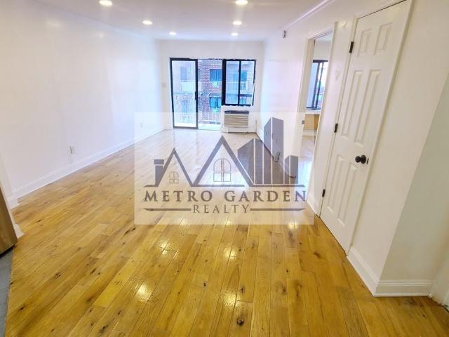 Apartment for rent in Arverne, New York