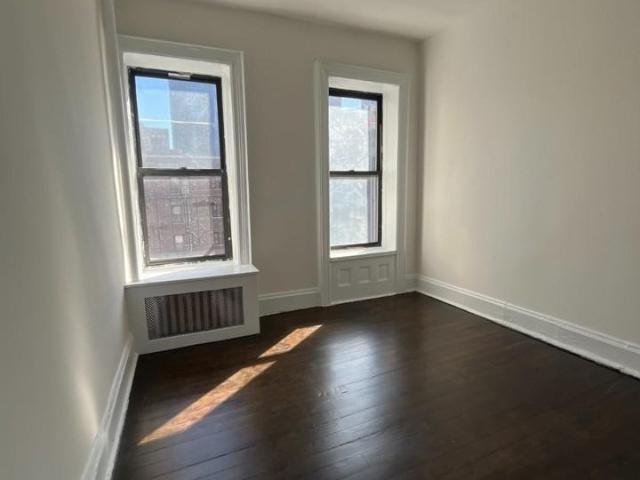 Apartment for rent in Arverne, New York