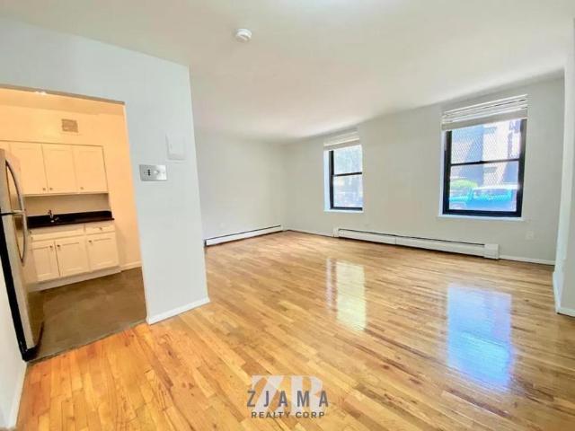 Apartment for rent in Arverne, New York