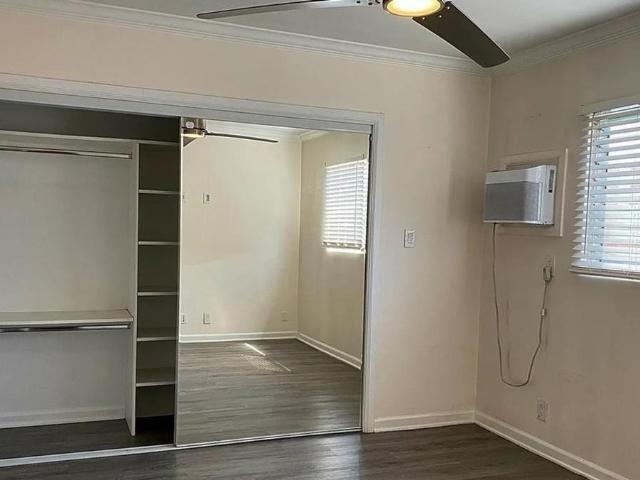 Apartment for rent in Santa Monica, California