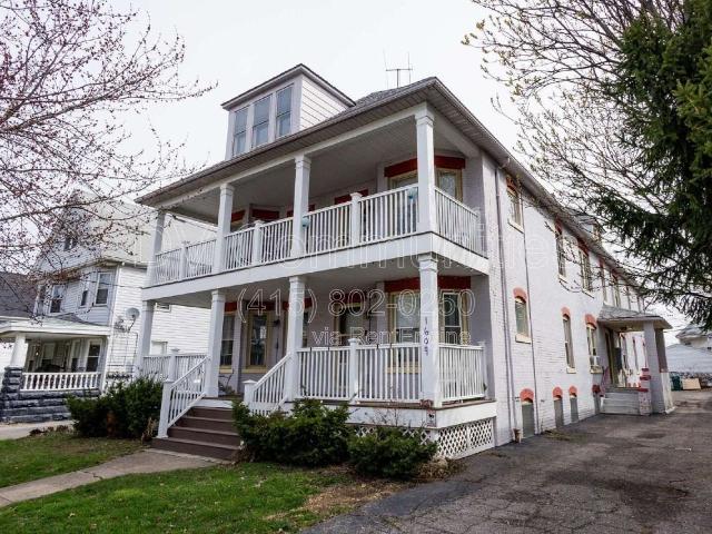 Apartment for rent in Lakewood, Ohio
