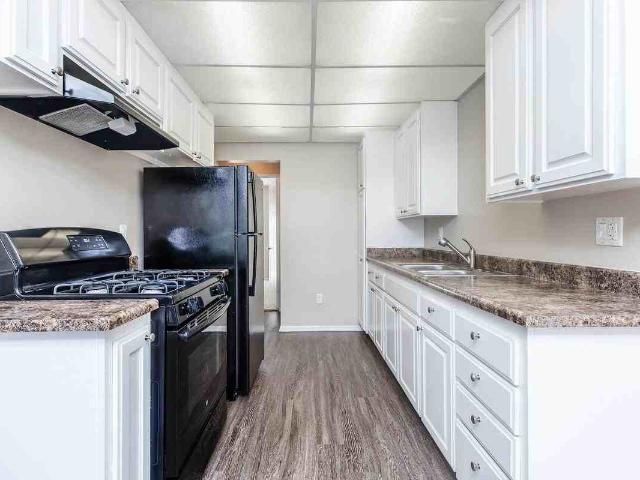 Apartment for rent in Huntington Beach, California