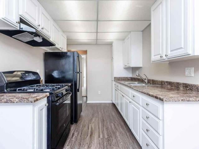 Apartment for rent in Huntington Beach, California