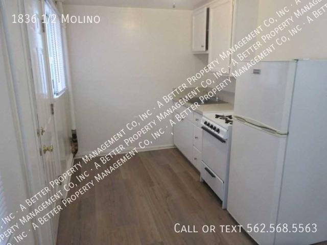Apartment for rent in Signal Hill, California