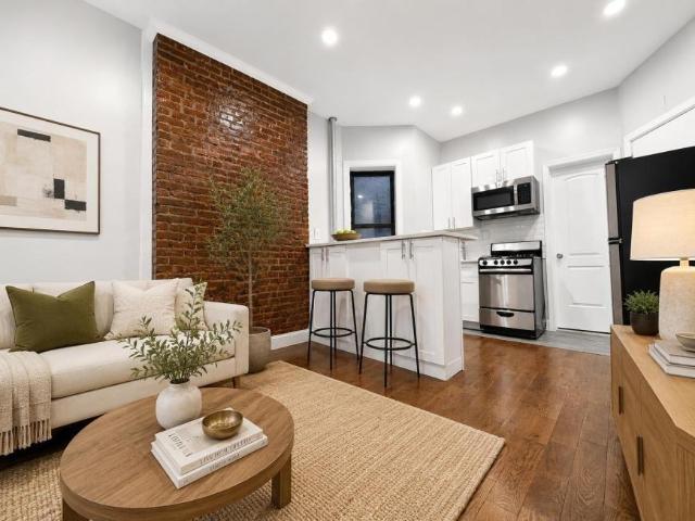 Apartment for rent in Arverne, New York