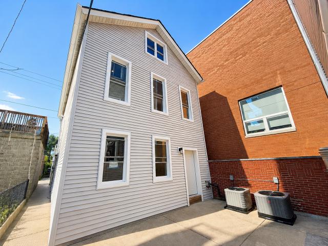 Apartment for rent in Chicago Park, Illinois