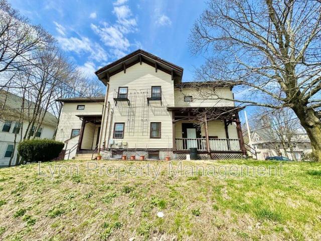 Apartment for rent in Pawtucket, Providence County